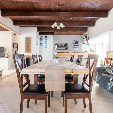 Διαμέρισμα Ranch, Piscina Privata E Parcheggio Gratuito